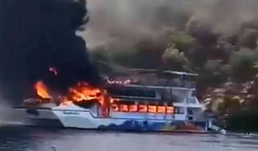 Fethiye’de Can Pazarı: 115 Kişi Denize Atladı