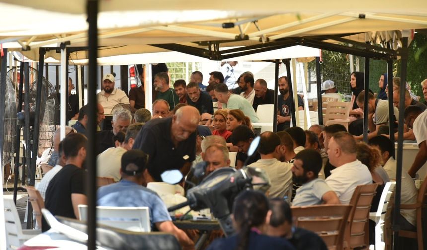 Kayıp ailelerinin limandaki endişeli bekleyişi sürüyor