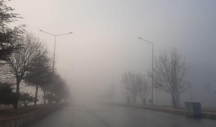 Hava yer yer sisli olacak
