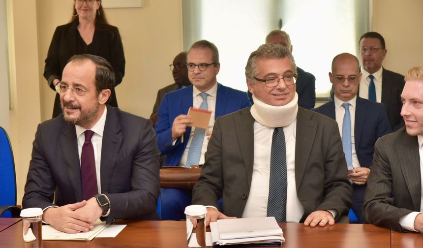 Liderler, iki toplumlu komitelerin temsilcileriyle bir araya geldi