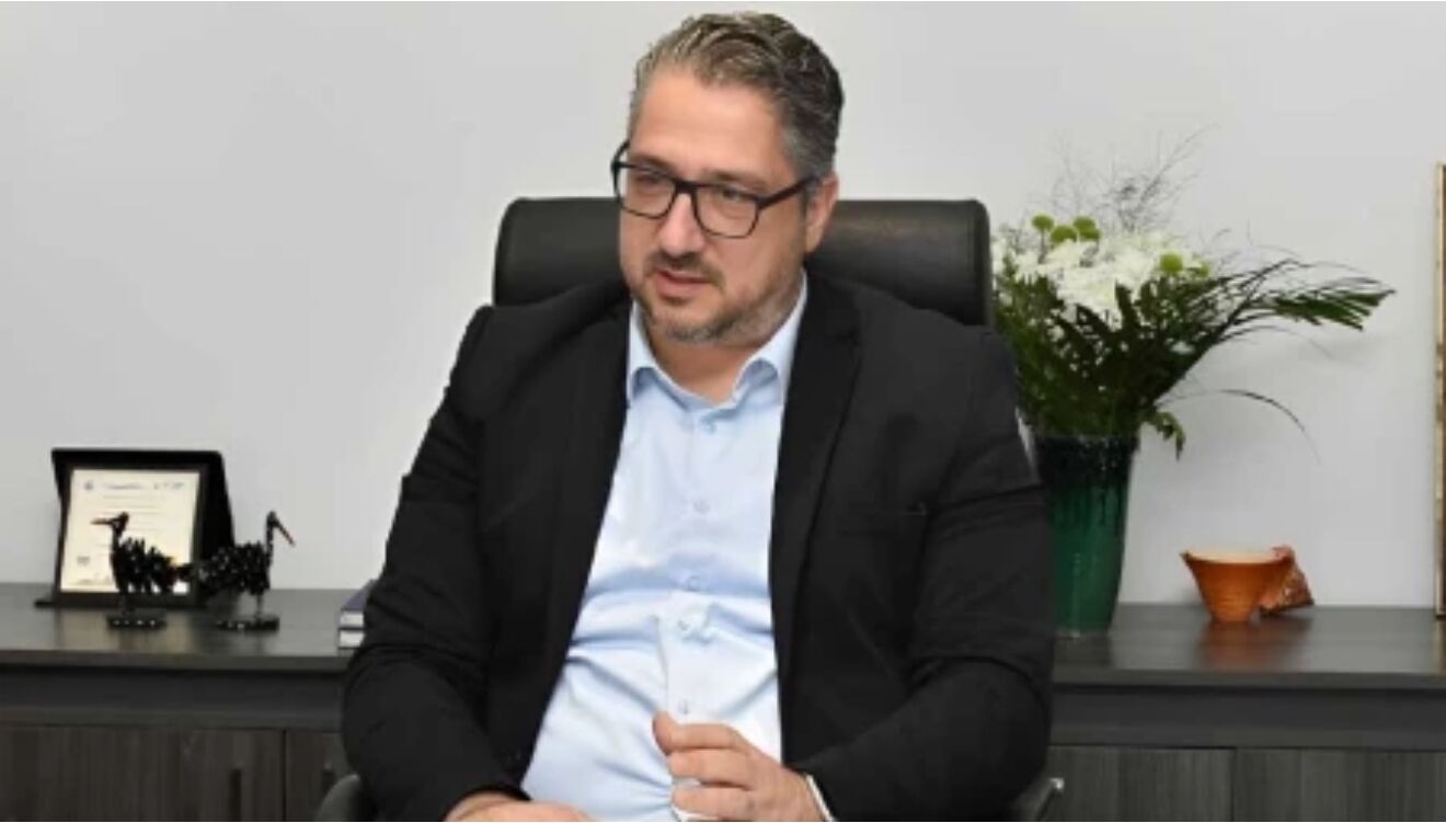 Tüm plajlarda kırmızı bayrak çekildi