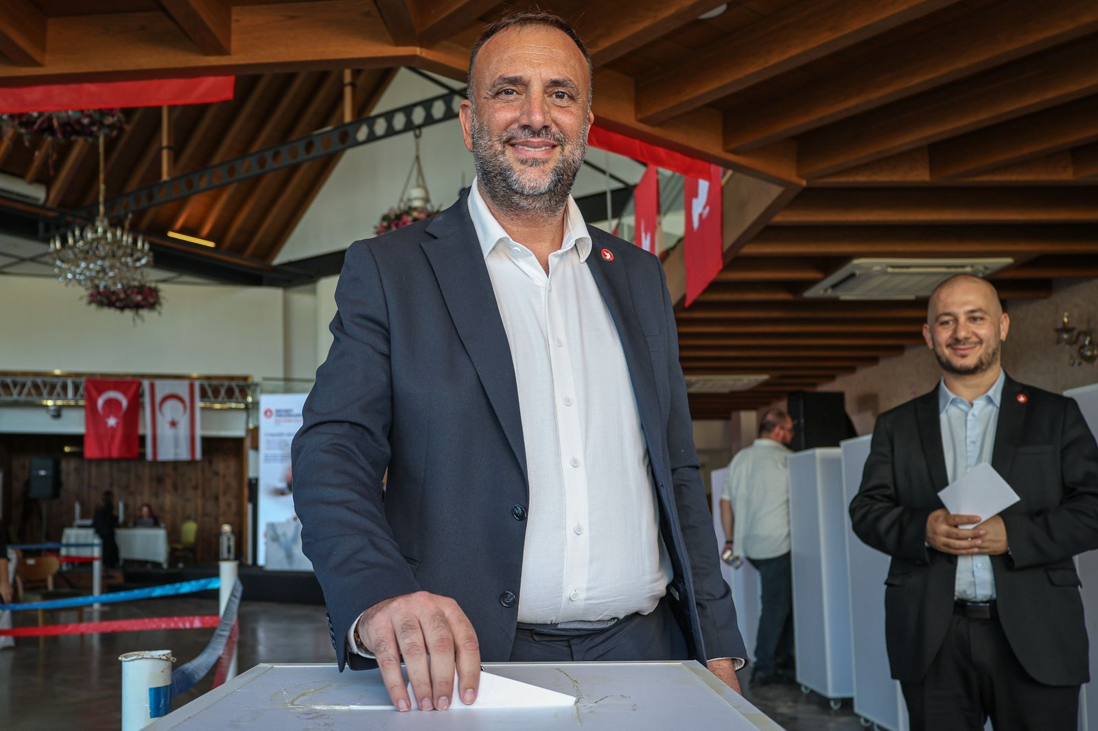 Çeler ve Ekinci, Milletvekili Aday Belirleme ve Sıralama Kurultayı’nda sandık başında